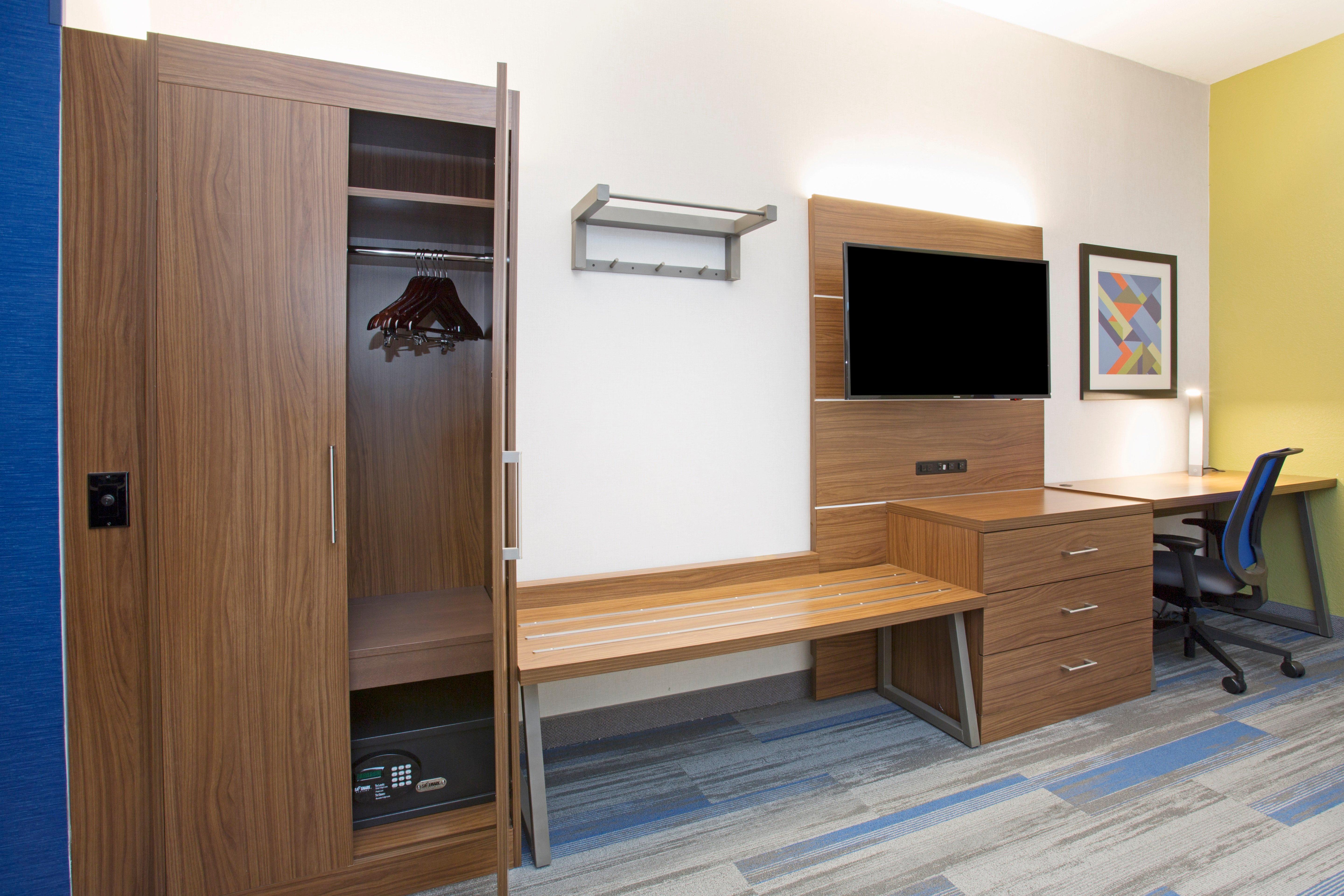 Holiday Inn Express Kansas City - At The Legends! By Ihg Bonner Springs Chambre photo