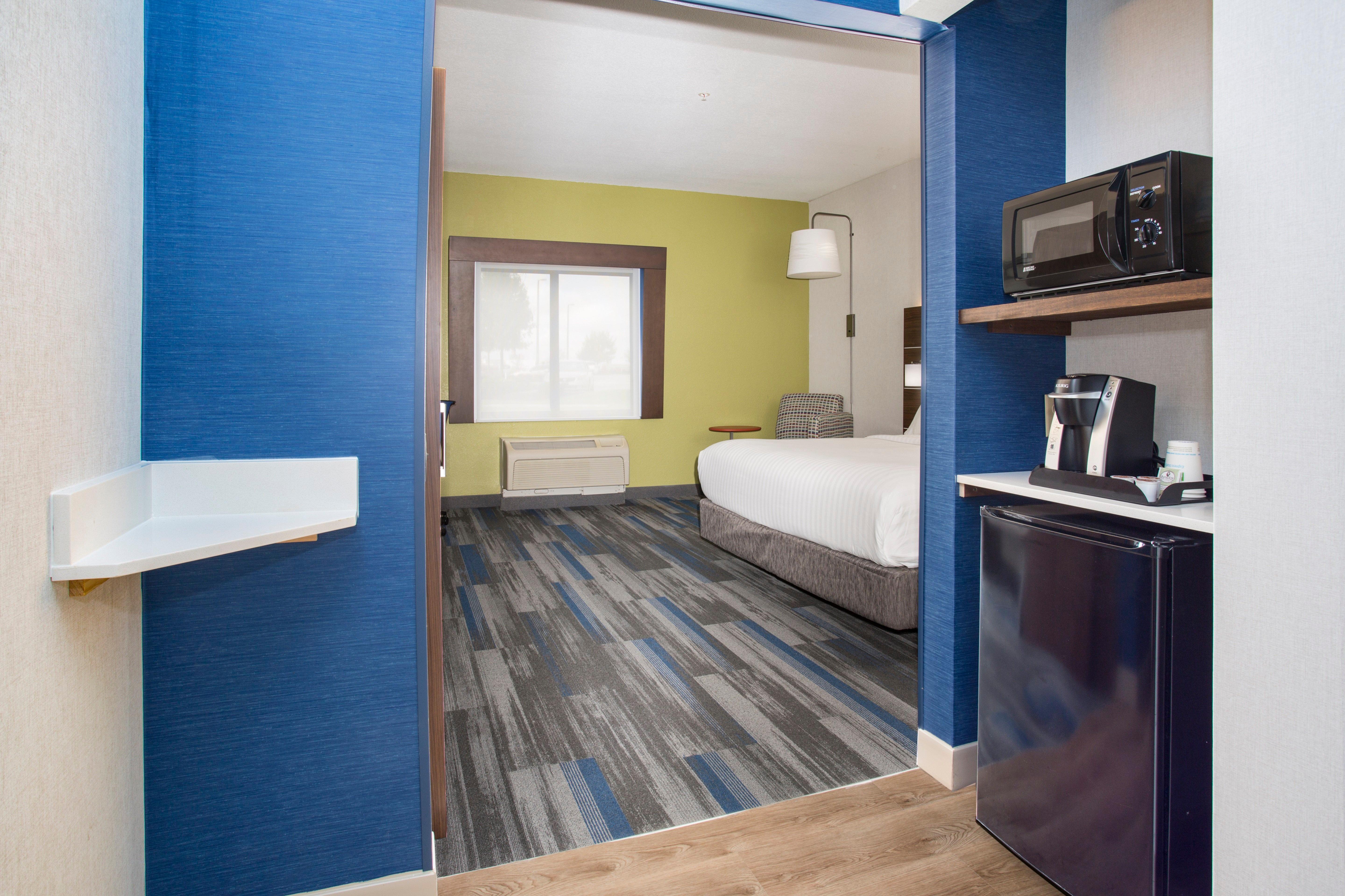 Holiday Inn Express Kansas City - At The Legends! By Ihg Bonner Springs Chambre photo