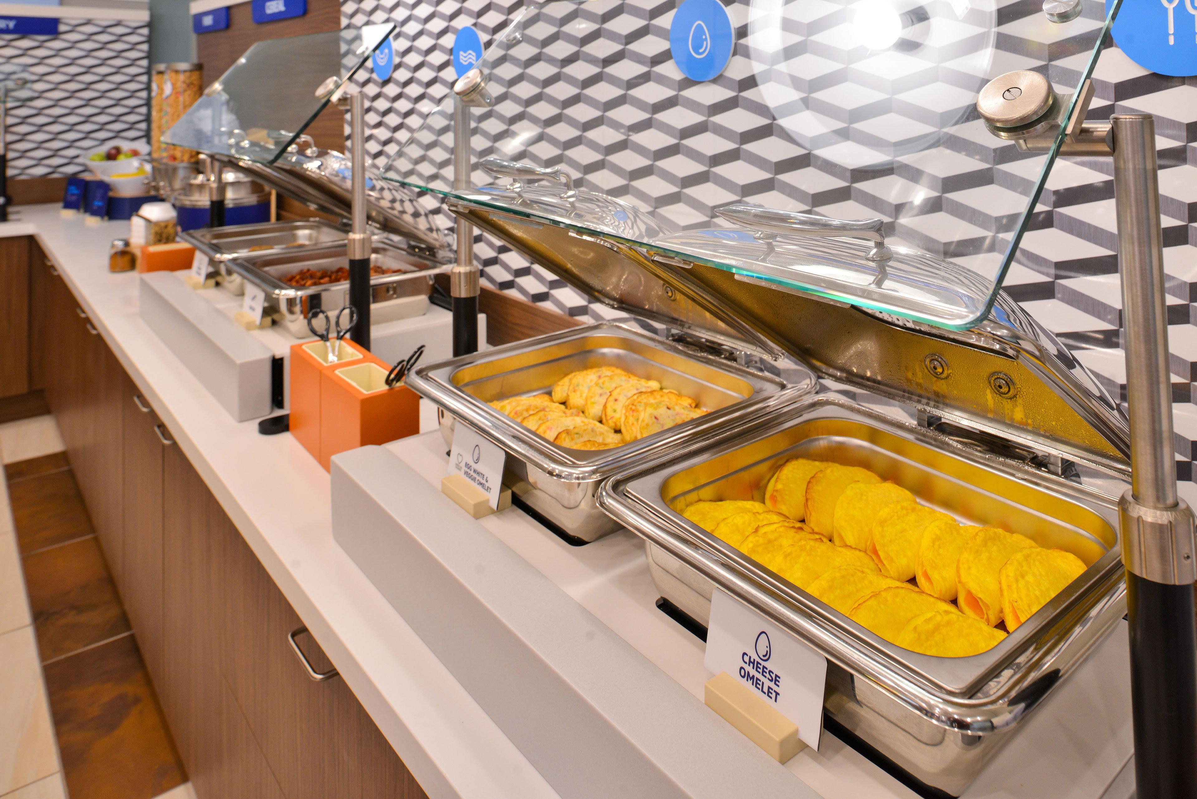 Holiday Inn Express Kansas City - At The Legends! By Ihg Bonner Springs Extérieur photo
