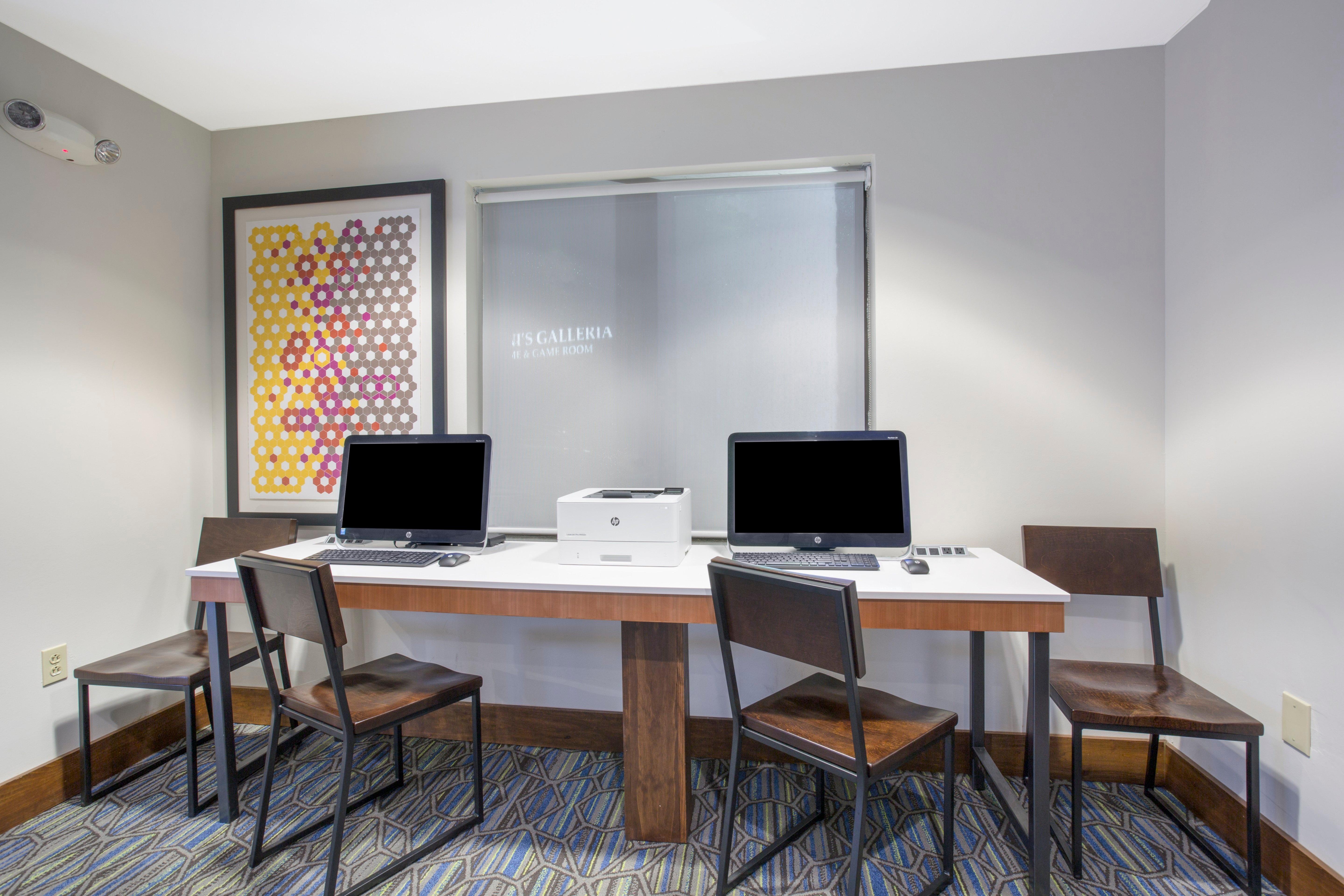 Holiday Inn Express Kansas City - At The Legends! By Ihg Bonner Springs Extérieur photo