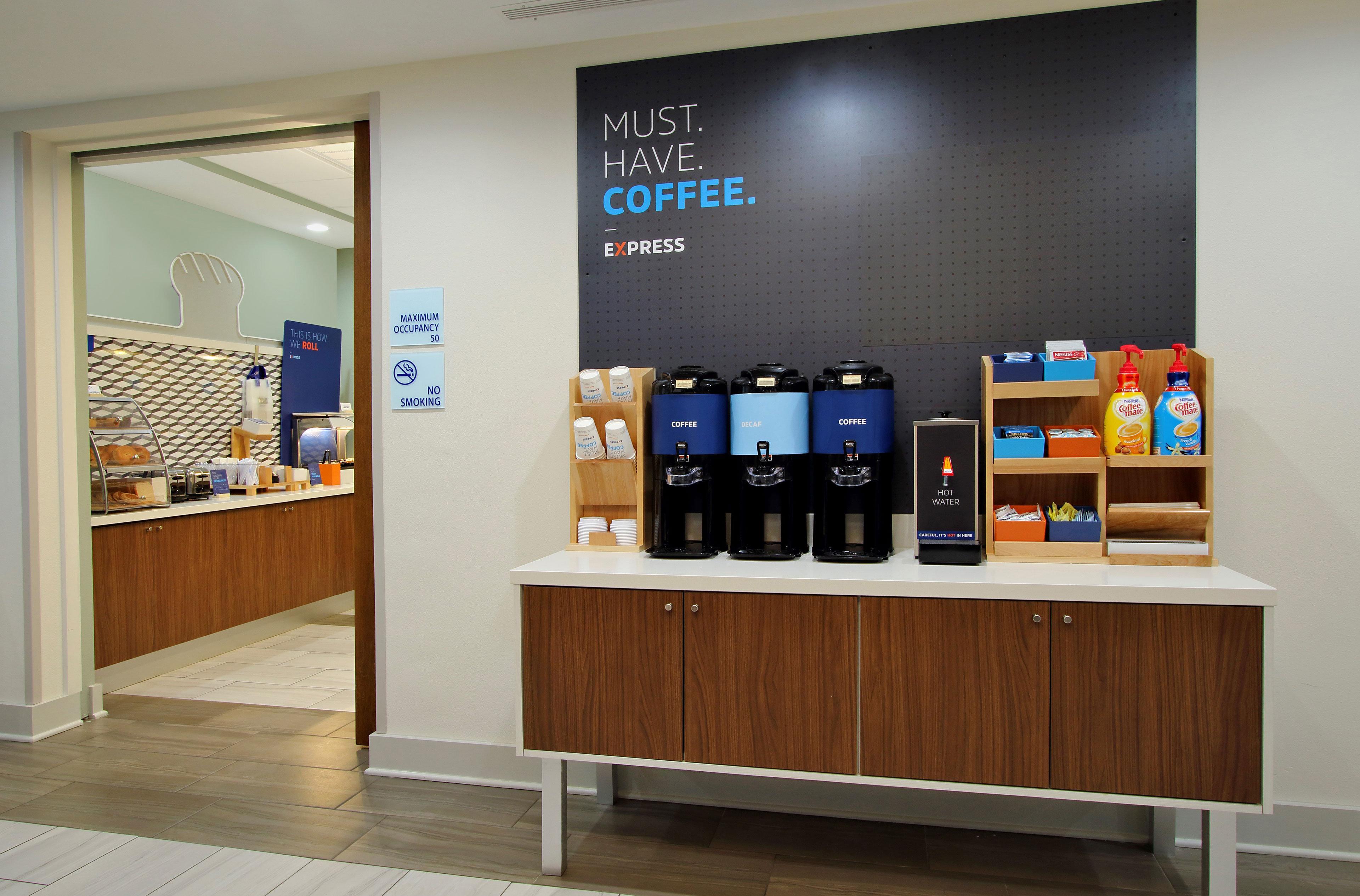 Holiday Inn Express Kansas City - At The Legends! By Ihg Bonner Springs Extérieur photo